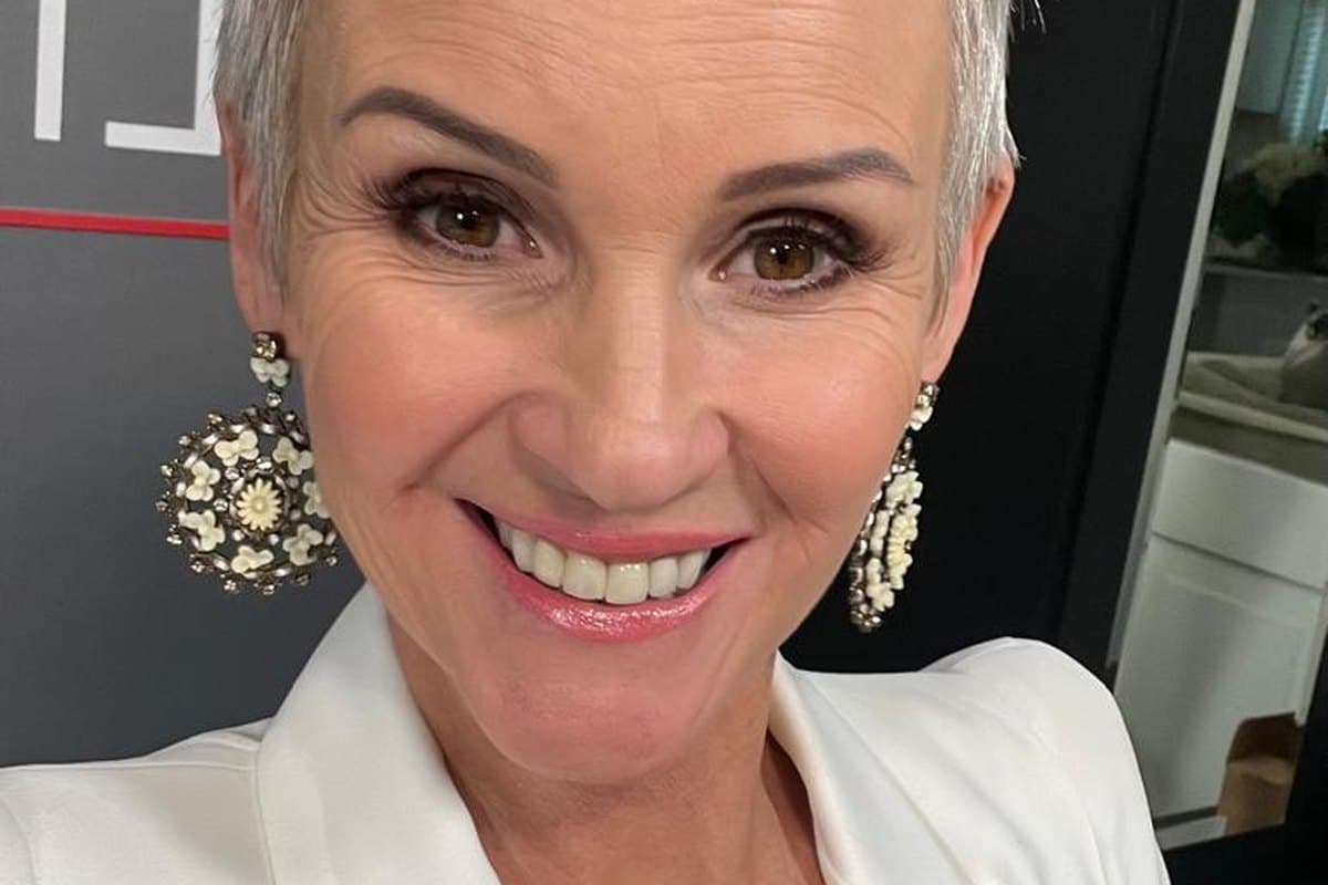 Linda Paige vs Stitch Fix: Coaching vs Subscription Box — Which Is Right for You? — essay by Linda Paige